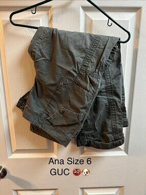 Women's Capris